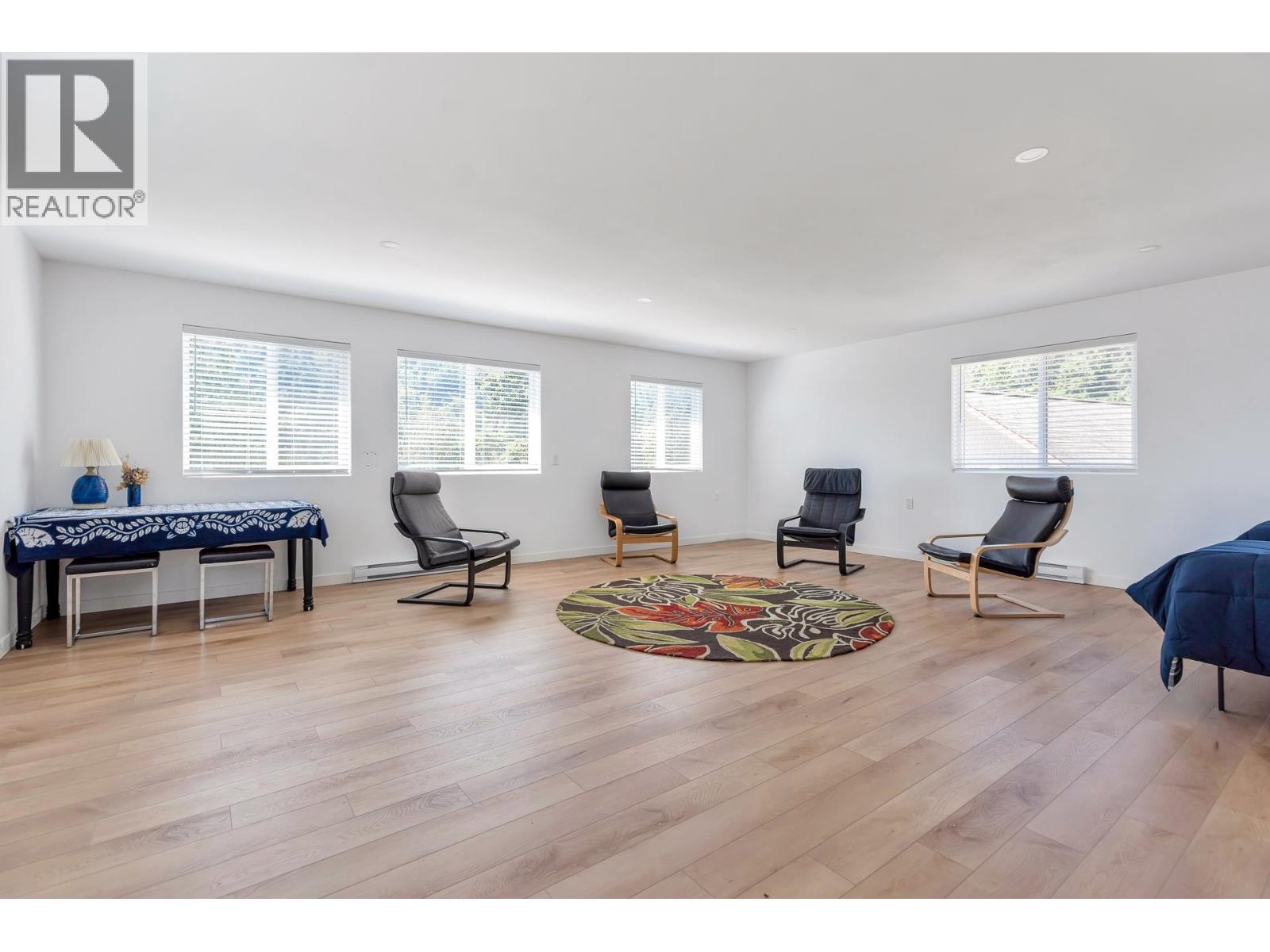 931 RIVENDELL DRIVE, Bowen Island