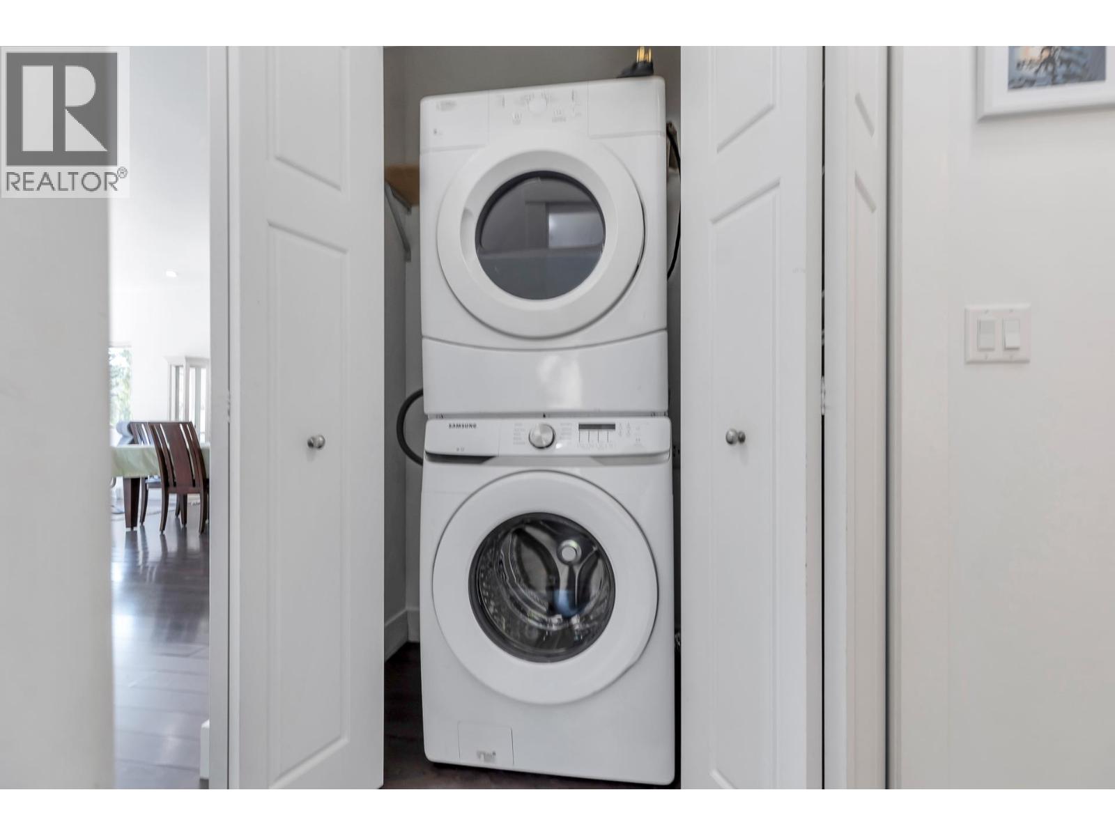 931 RIVENDELL DRIVE, Bowen Island