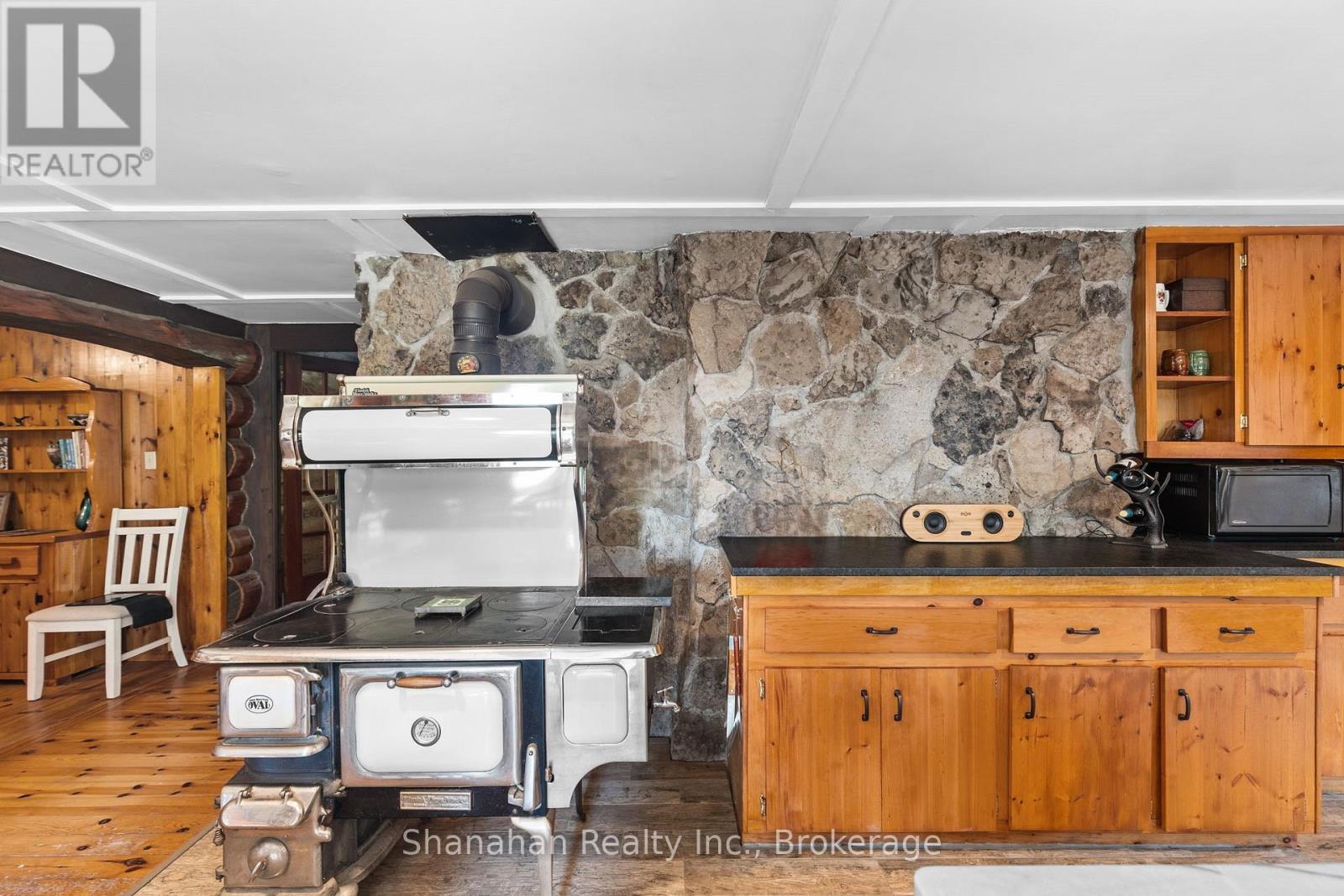 579 CAPE HURD ROAD - 16