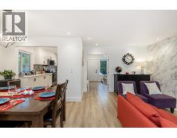 8 Glenmore Drive, West Vancouver, BC V7S1A4 Photo 6