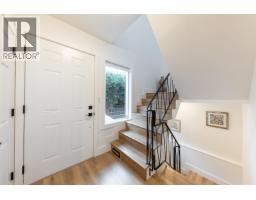8 Glenmore Drive, West Vancouver, BC V7S1A4 Photo 14