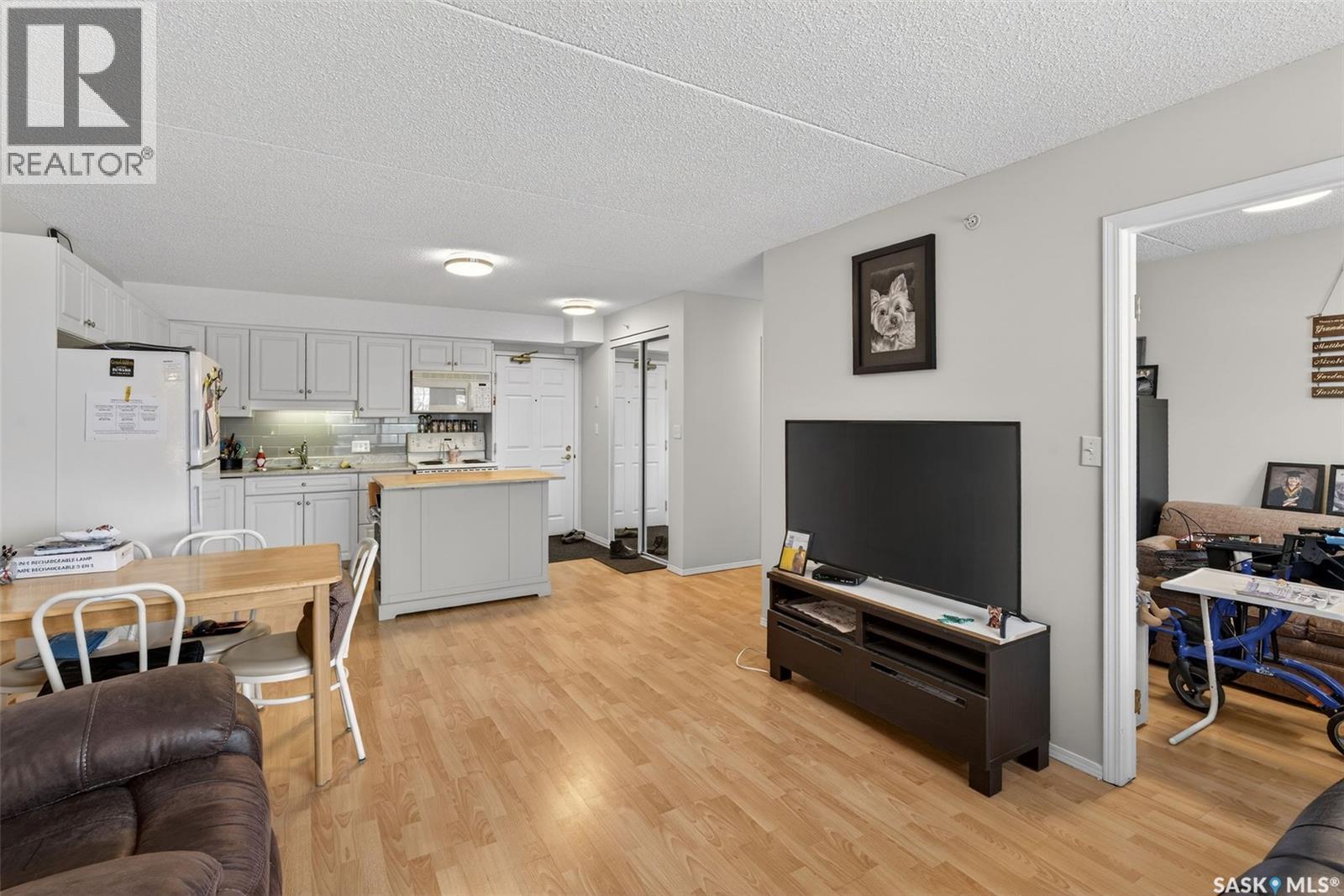 #301 2501 1ST AVENUE W - 15