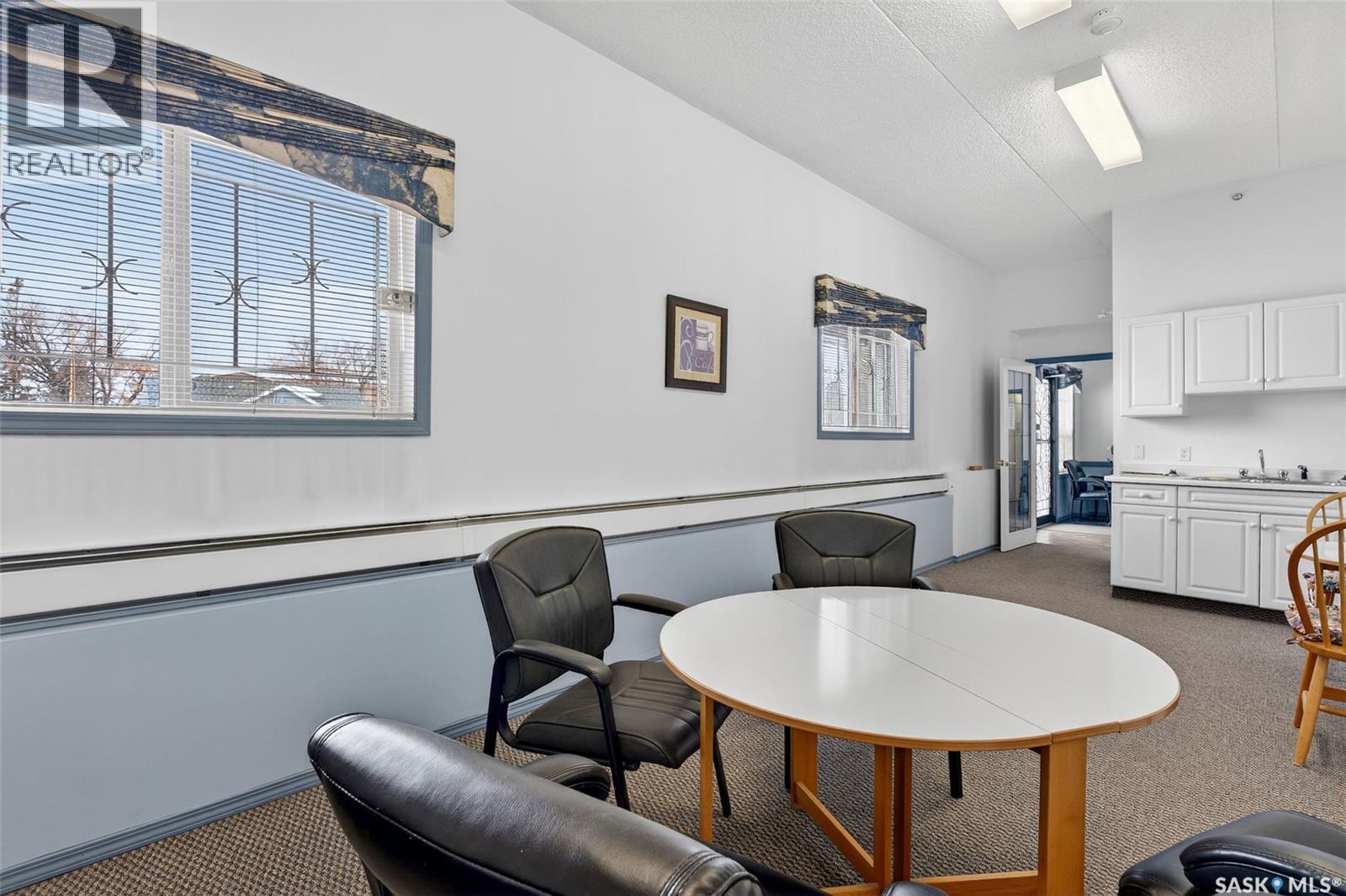 #301 2501 1ST AVENUE W - 29