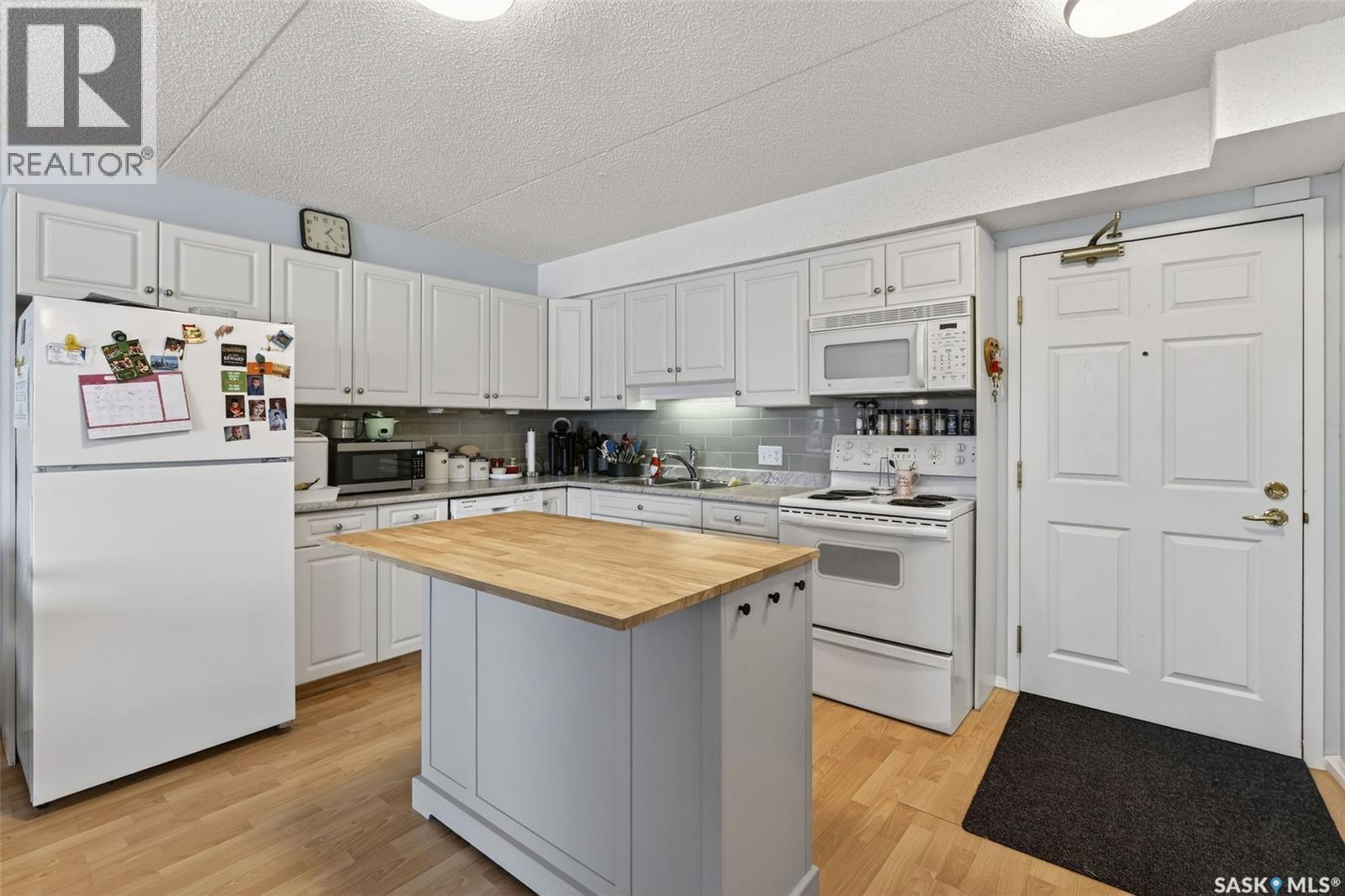 #301 2501 1st AVENUE W - 4