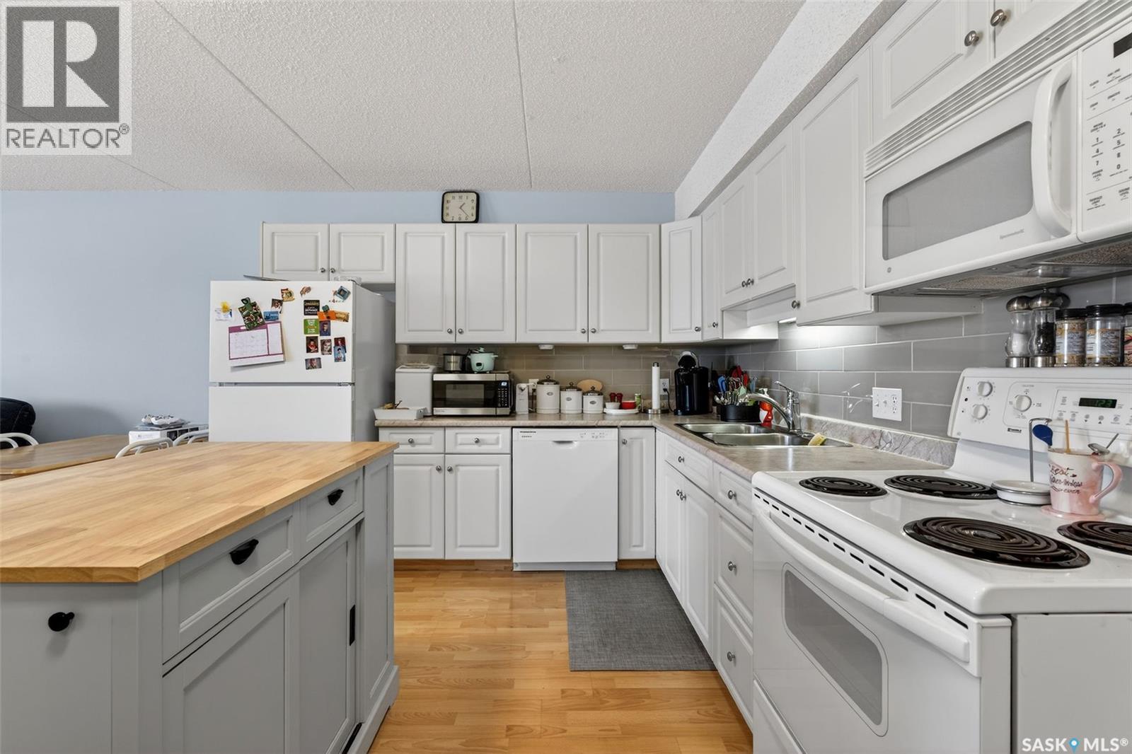 #301 2501 1ST AVENUE W - 8