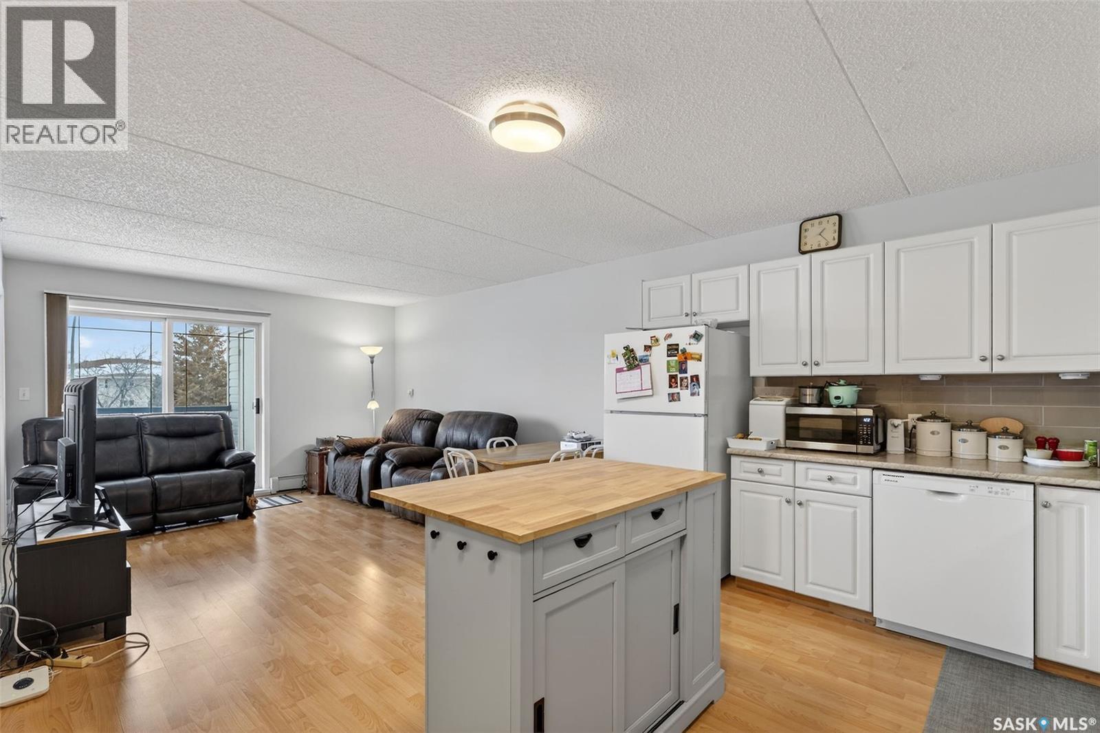 #301 2501 1st AVENUE W - 9