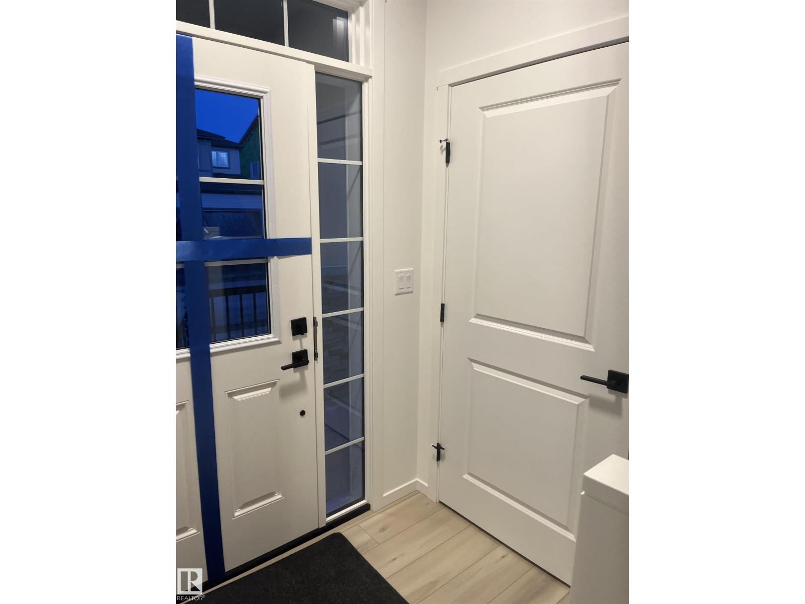 1604 206 ST NW, Edmonton