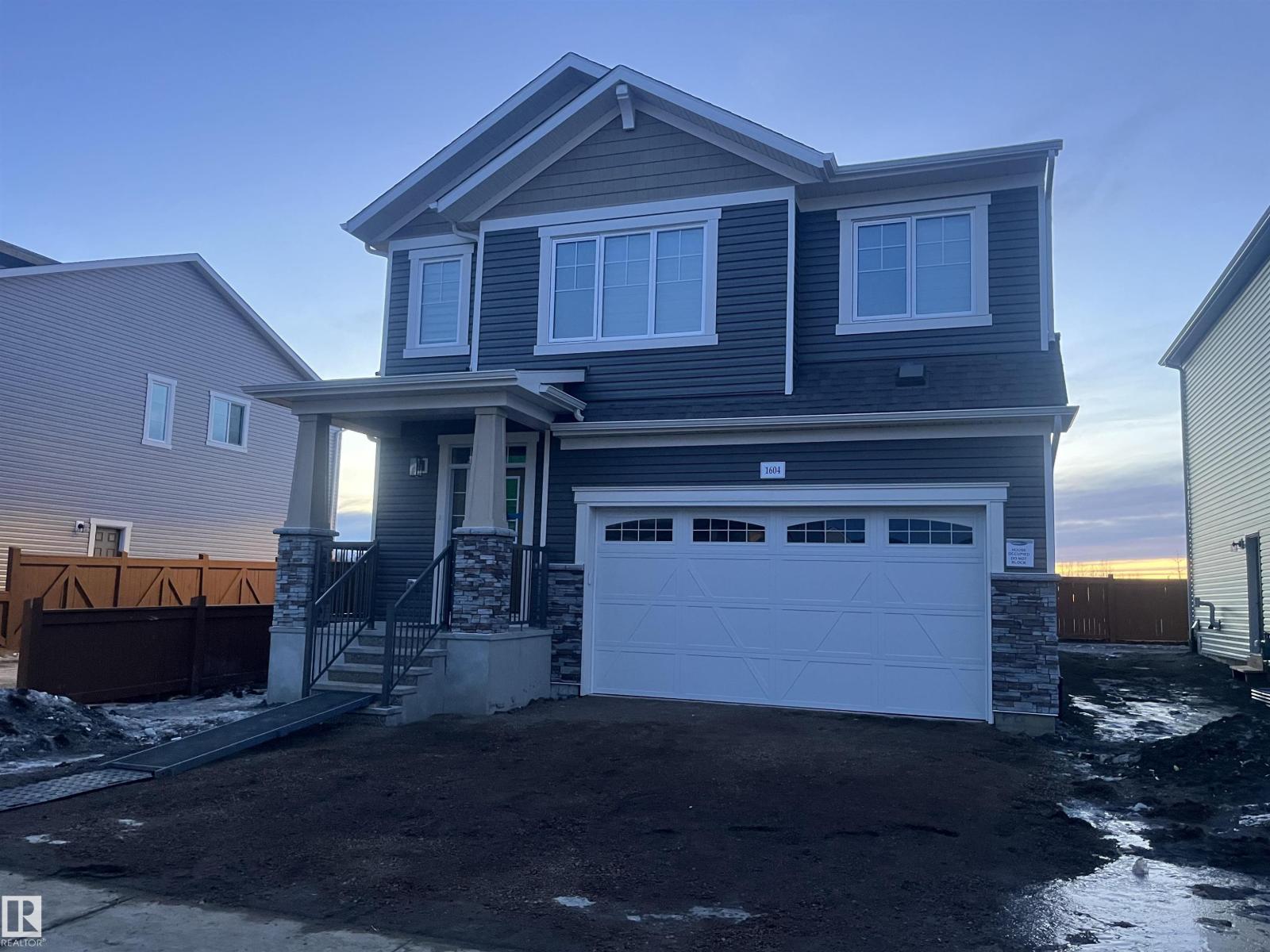 1604 206 ST NW, Edmonton