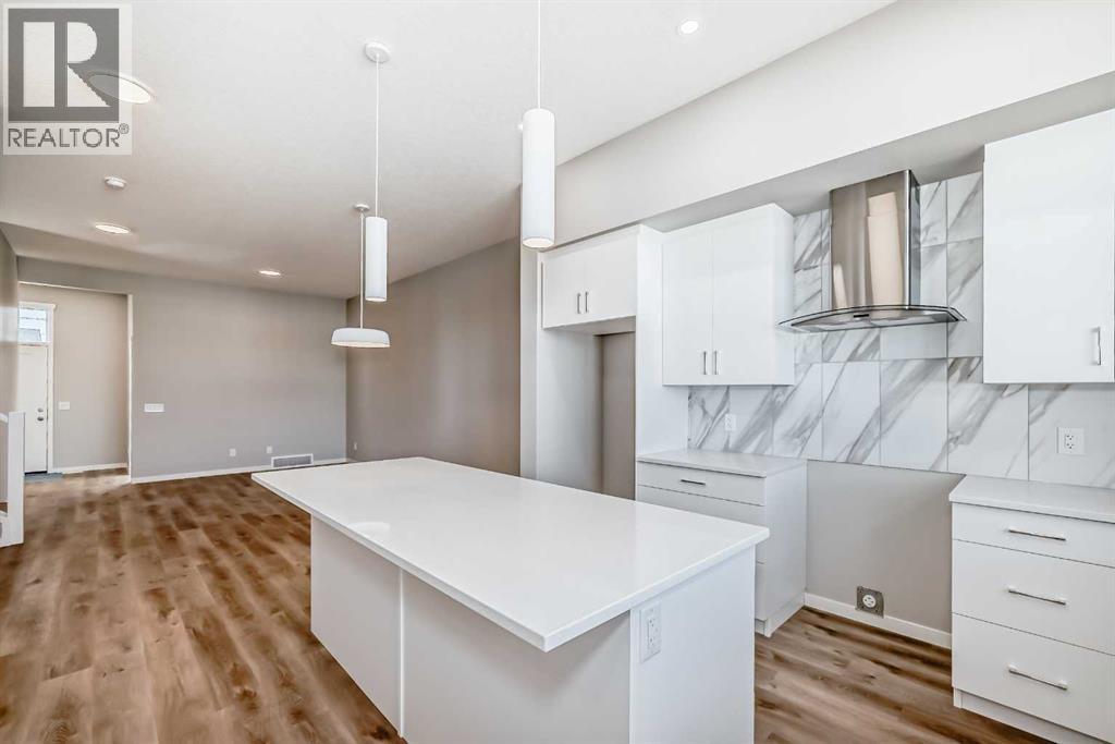 Single Family House for Sale in  Mercado Landing SE Mahogany Calgary 