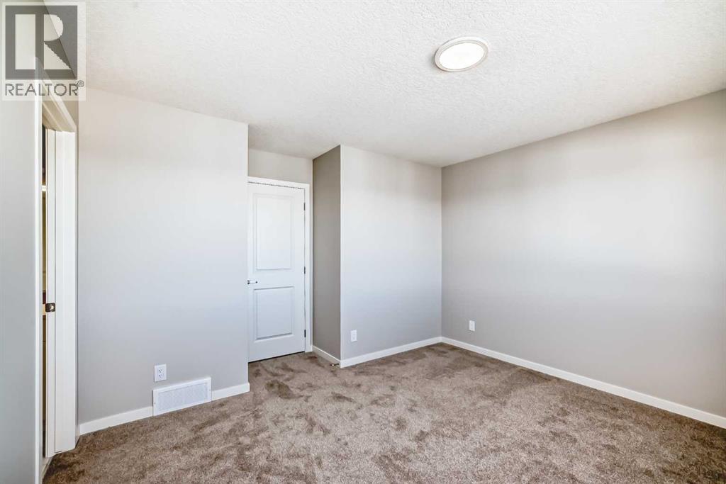 Single Family House for Sale in  Mercado Landing SE Mahogany Calgary 