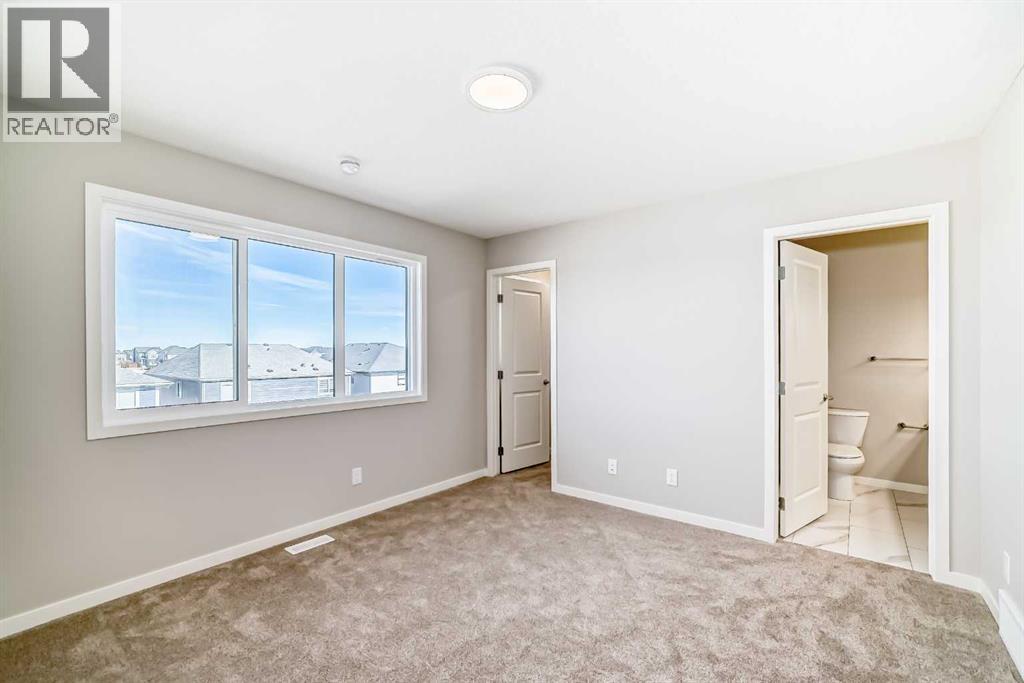 Single Family House for Sale in  Mercado Landing SE Mahogany Calgary 