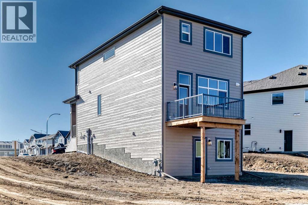 Single Family House for Sale in  Mercado Landing SE Mahogany Calgary 