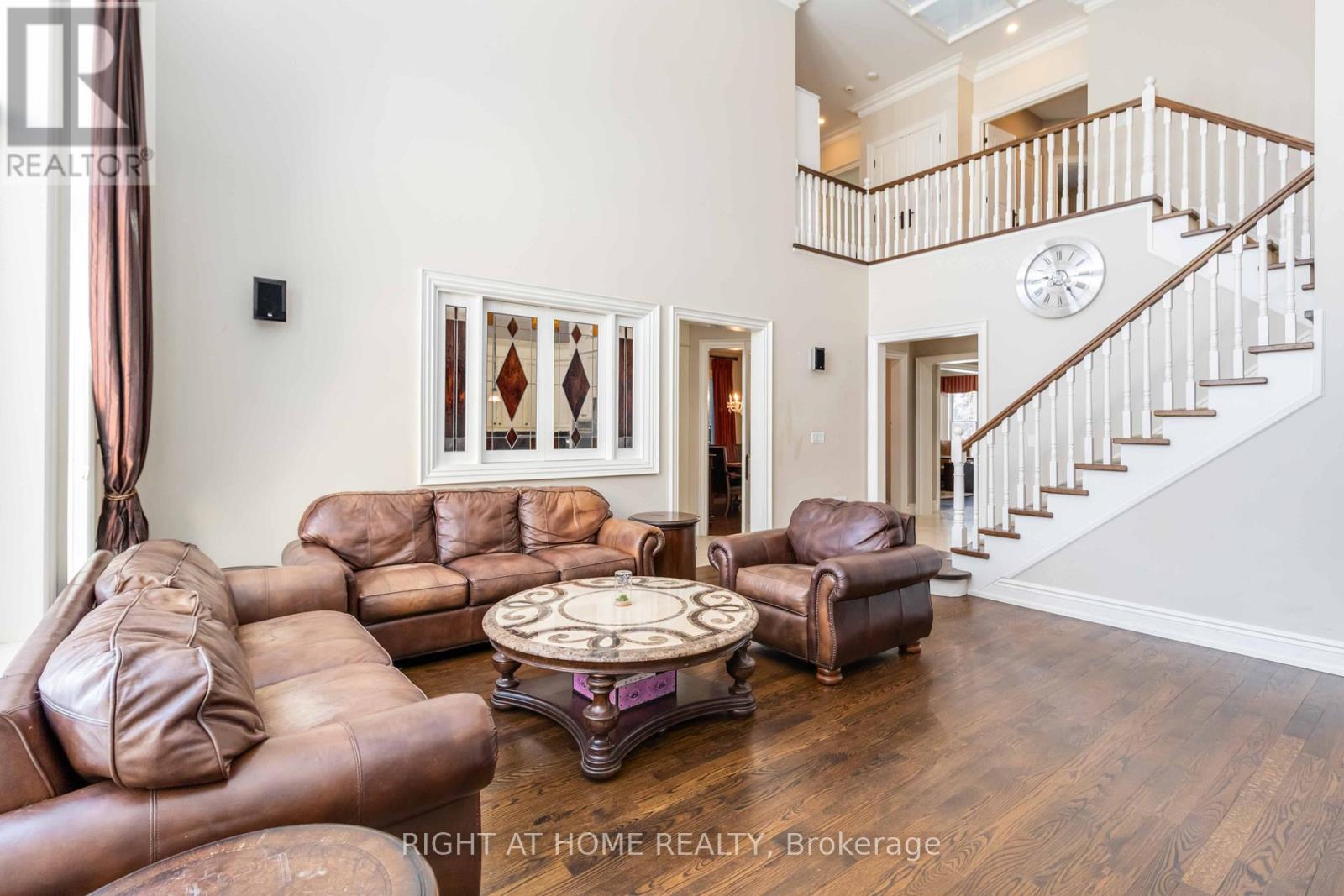 25 OAKWOOD AVENUE S - 12