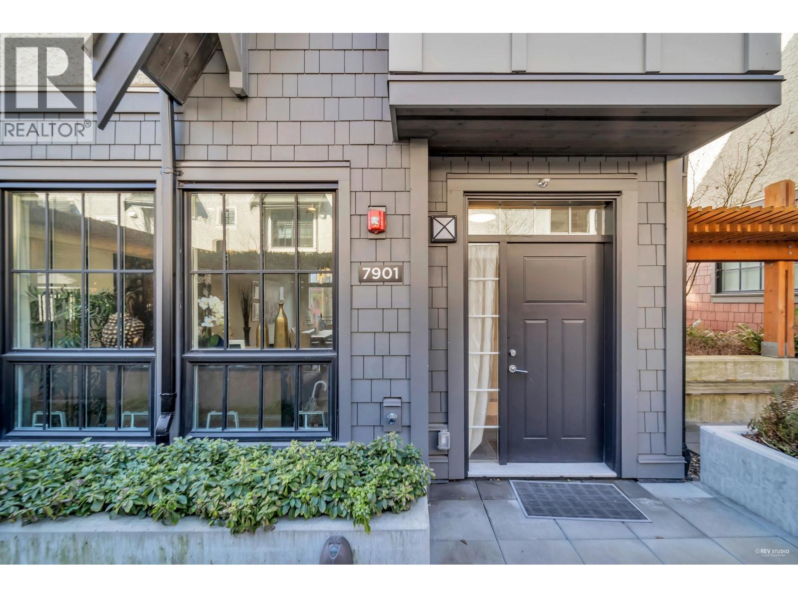 7901 OAK Street - main photo