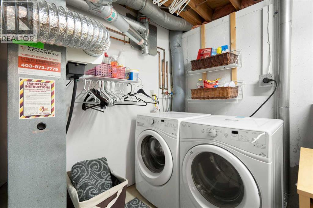 Single Family House for Sale in    Street NW Varsity Calgary 