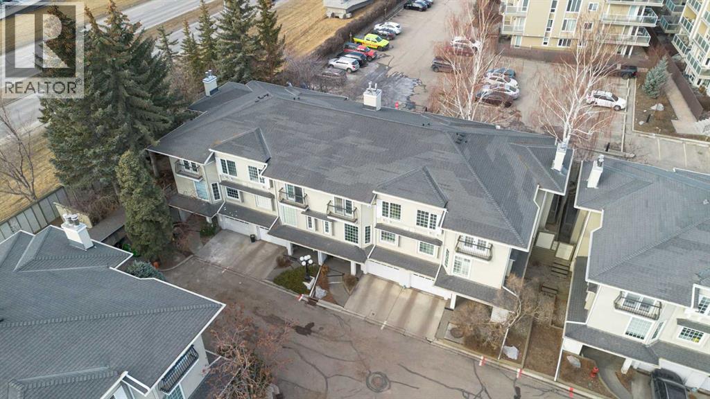 Single Family House for Sale in    Street NW Varsity Calgary 