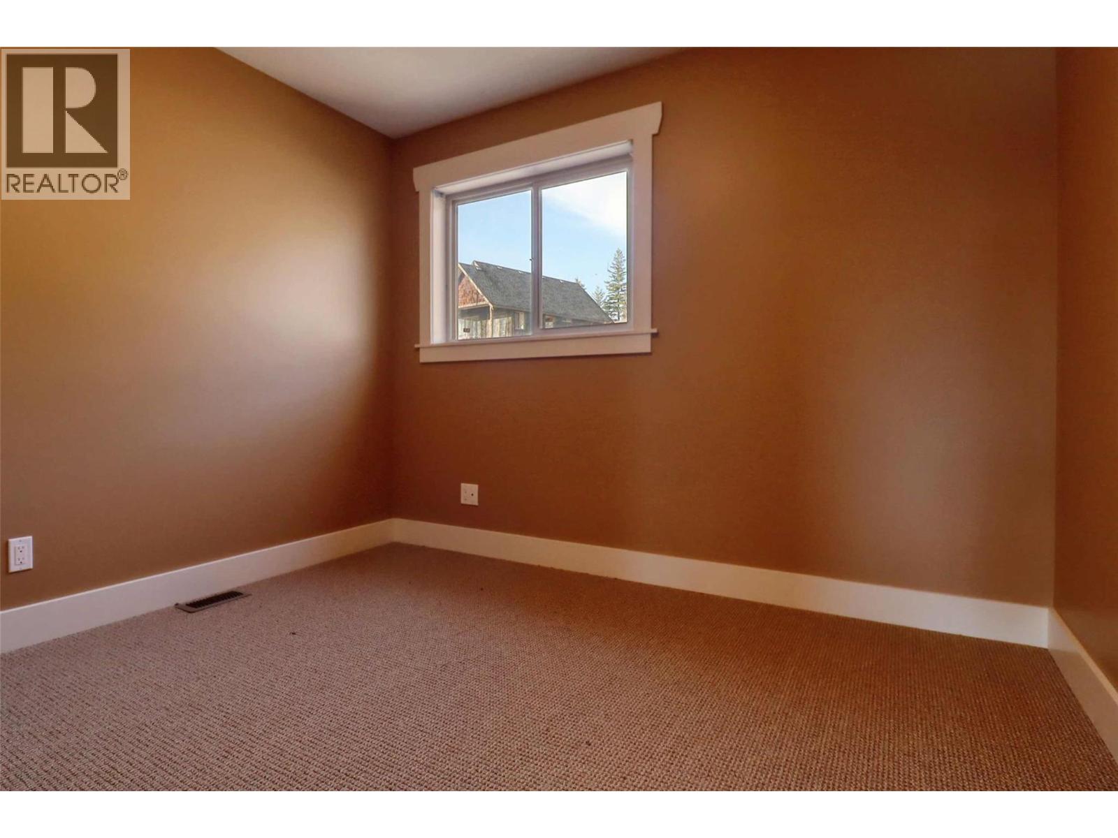 2633 Squilax Anglemont Road Unit# 121, Lee Creek