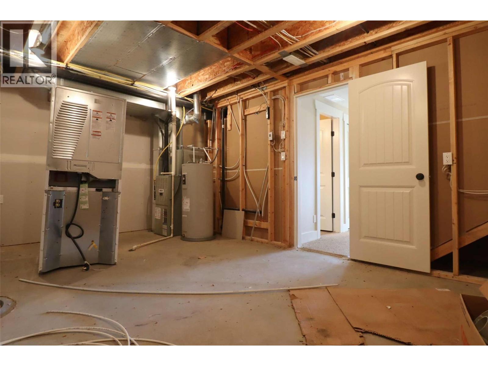 2633 Squilax Anglemont Road Unit# 121, Lee Creek