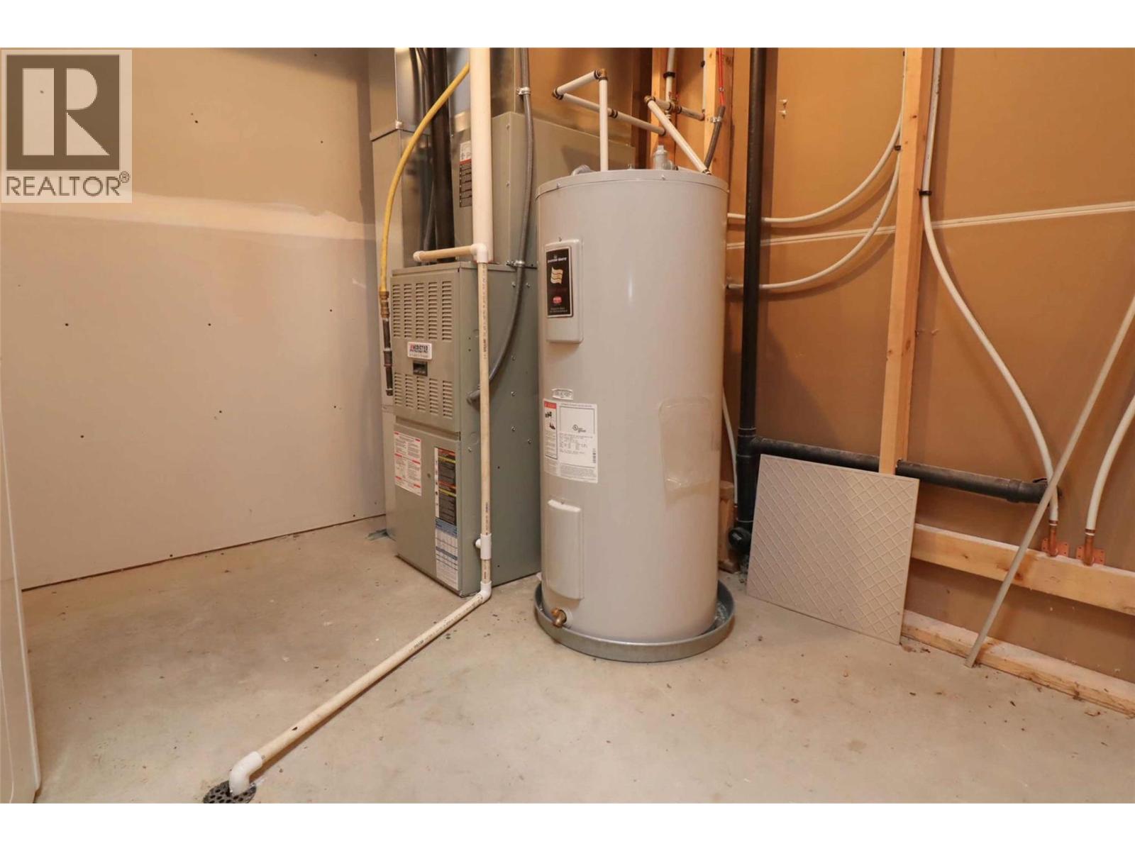 2633 Squilax Anglemont Road Unit# 121, Lee Creek