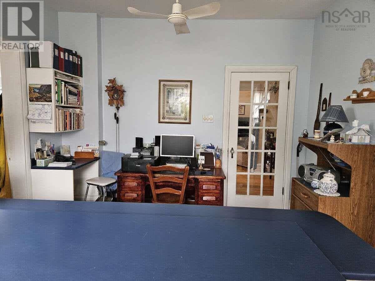 Property 35 of 49 of 85 Alexander Street