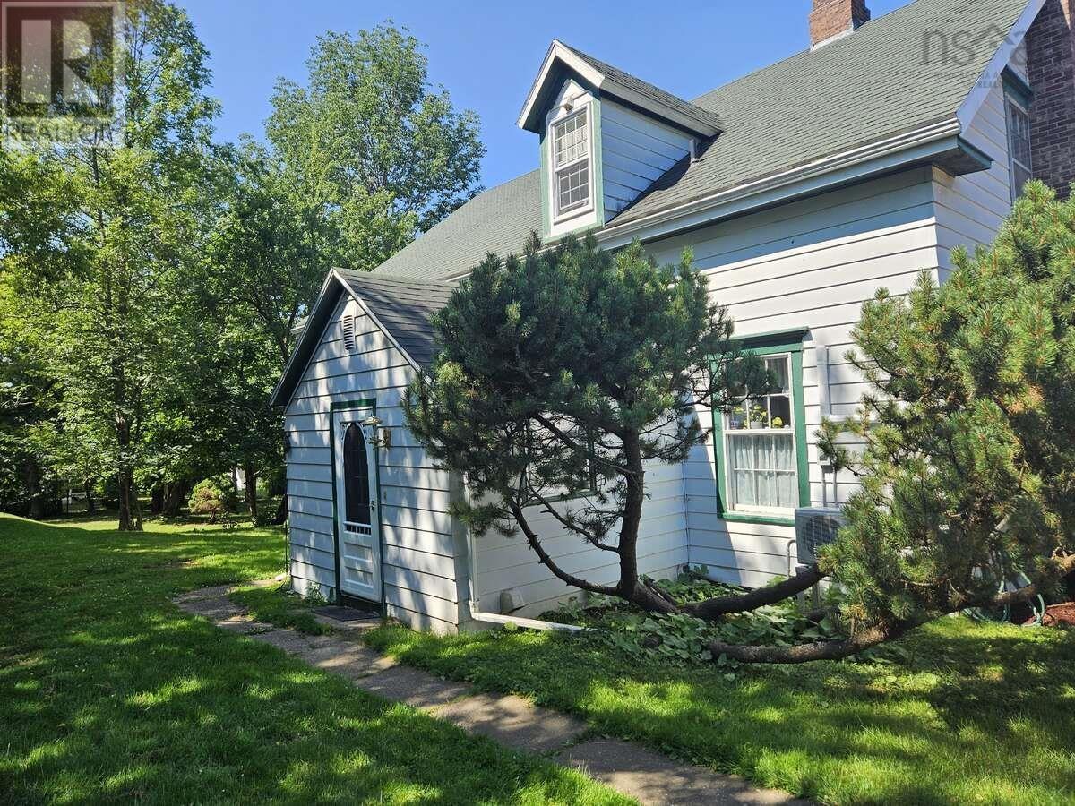 Property 6 of 49 of 85 Alexander Street