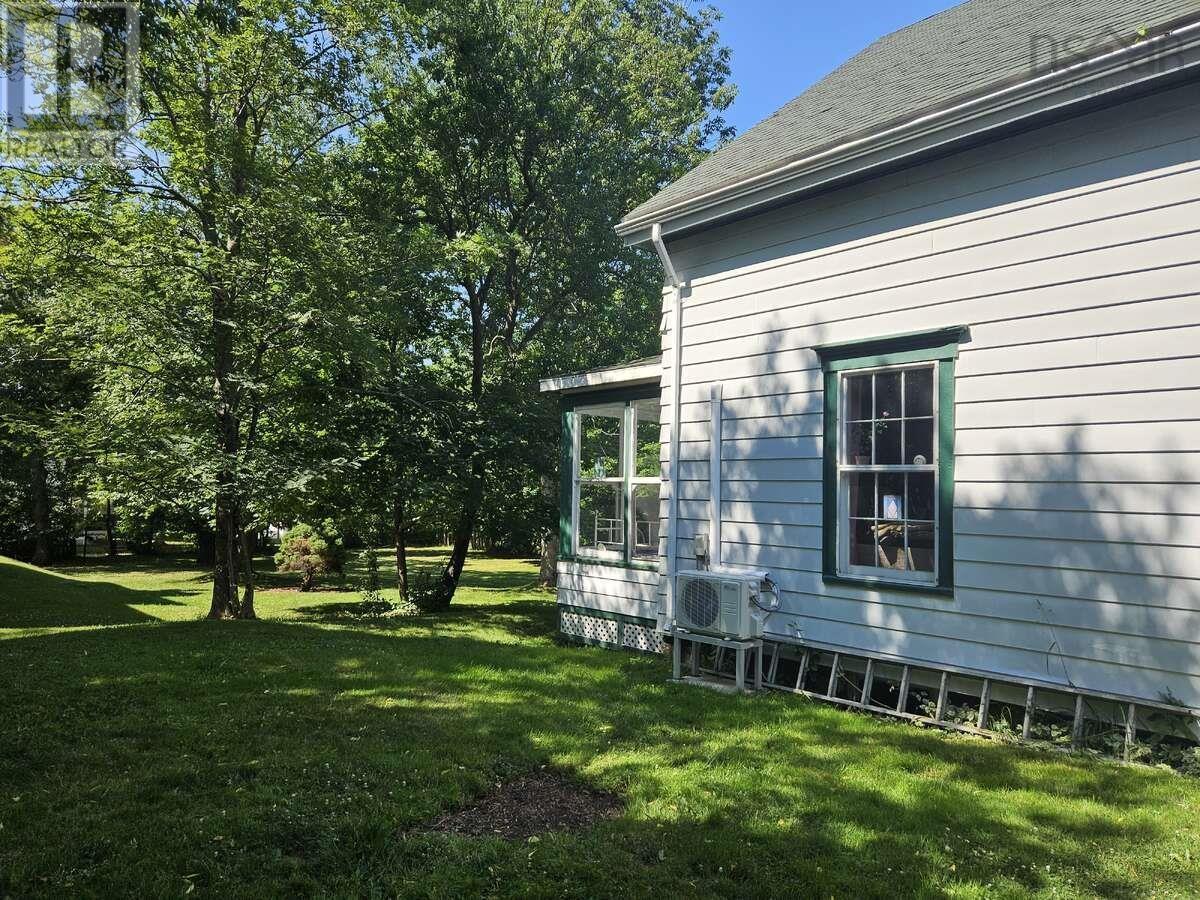 Property 9 of 49 of 85 Alexander Street