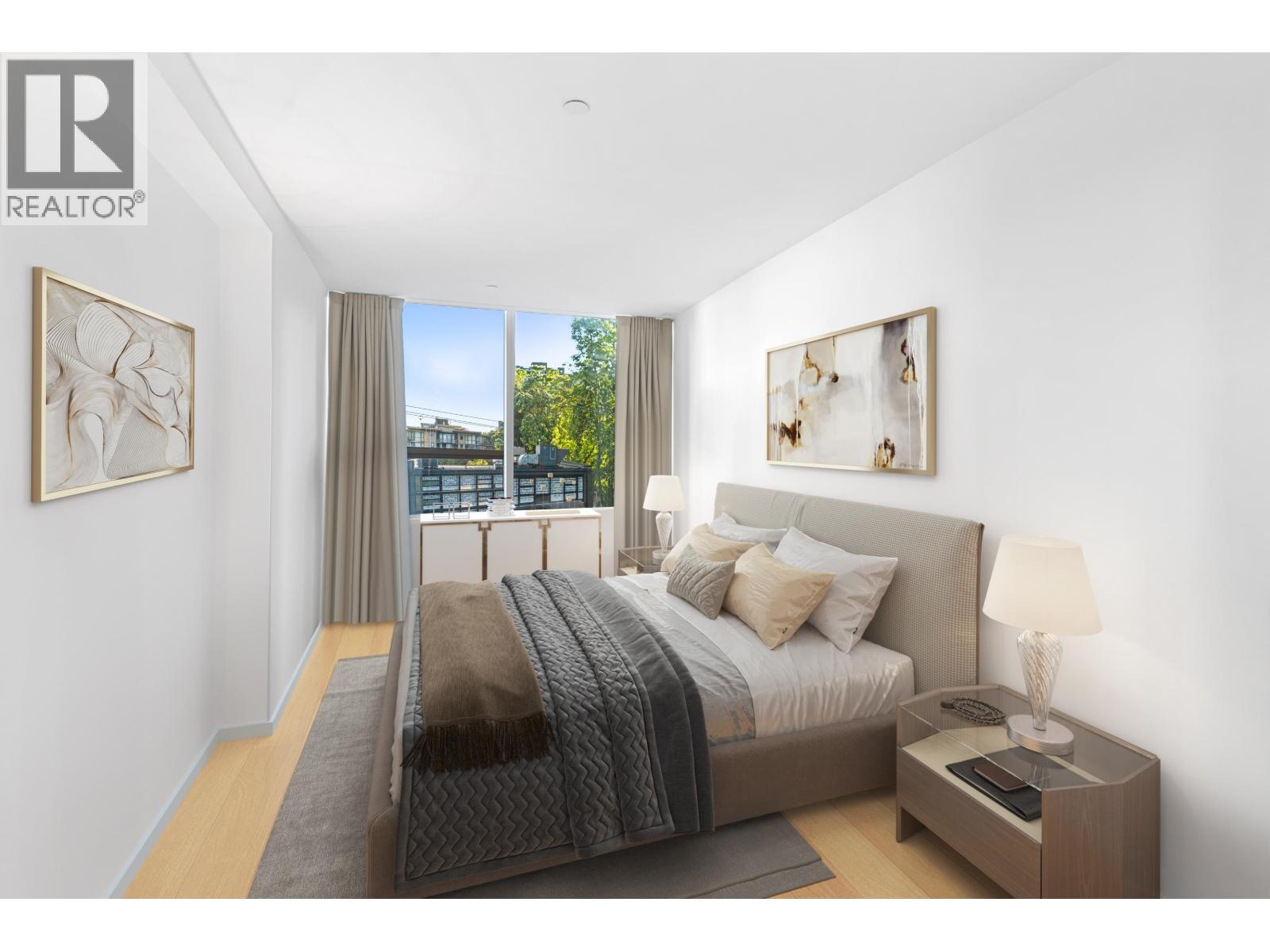 501 1568 ALBERNI STREET, Vancouver