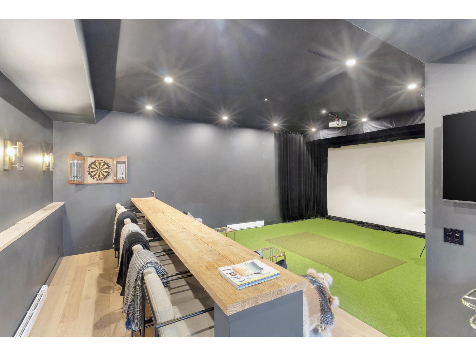 33496 IHLES AVENUE, Mission