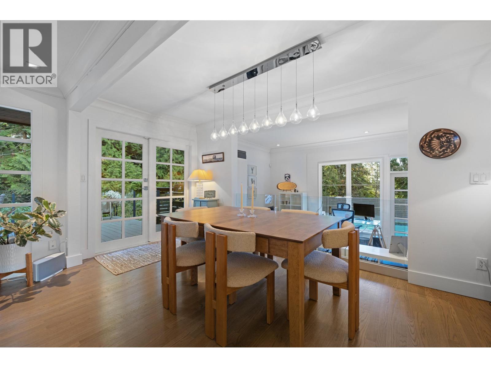 4411 STONE CRESCENT, West Vancouver