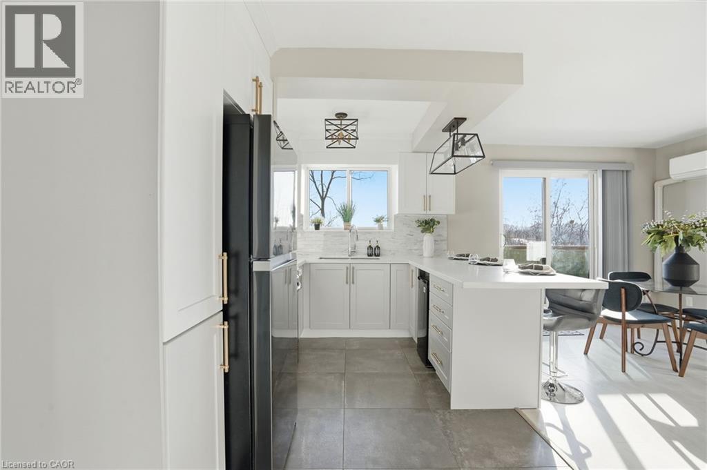 #38 2373 KING STREET E - 11