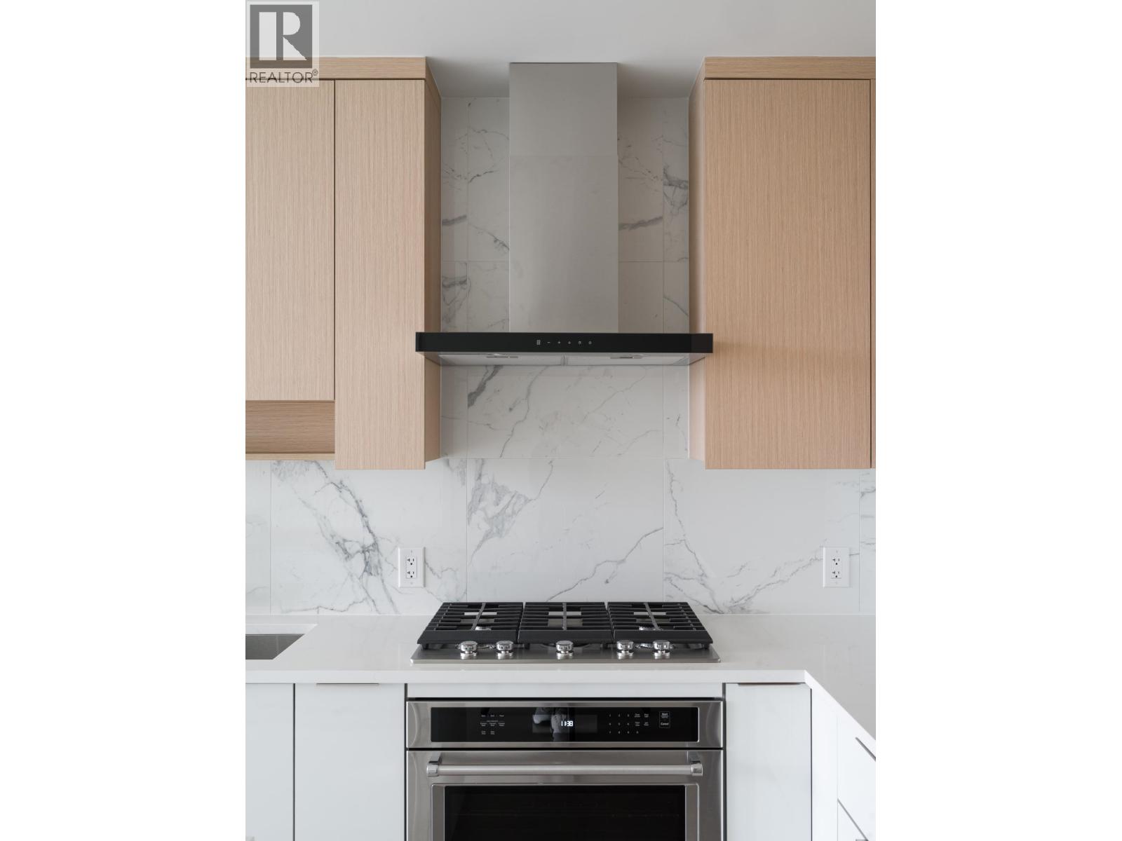 1405 699 WHITING WAY, Coquitlam