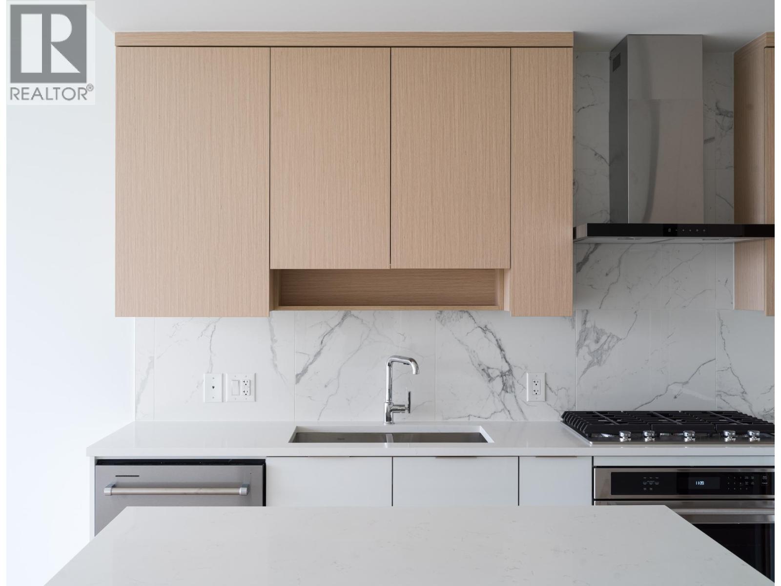 1405 699 WHITING WAY, Coquitlam