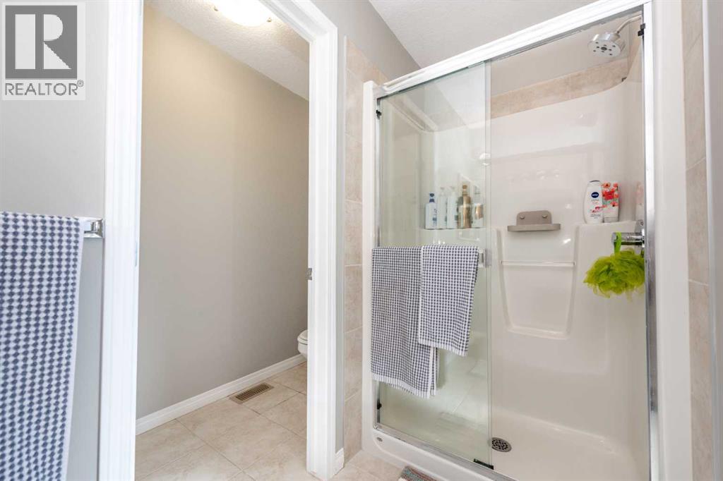 Single Family House for Sale in  Taralake Way NE Taradale Calgary 