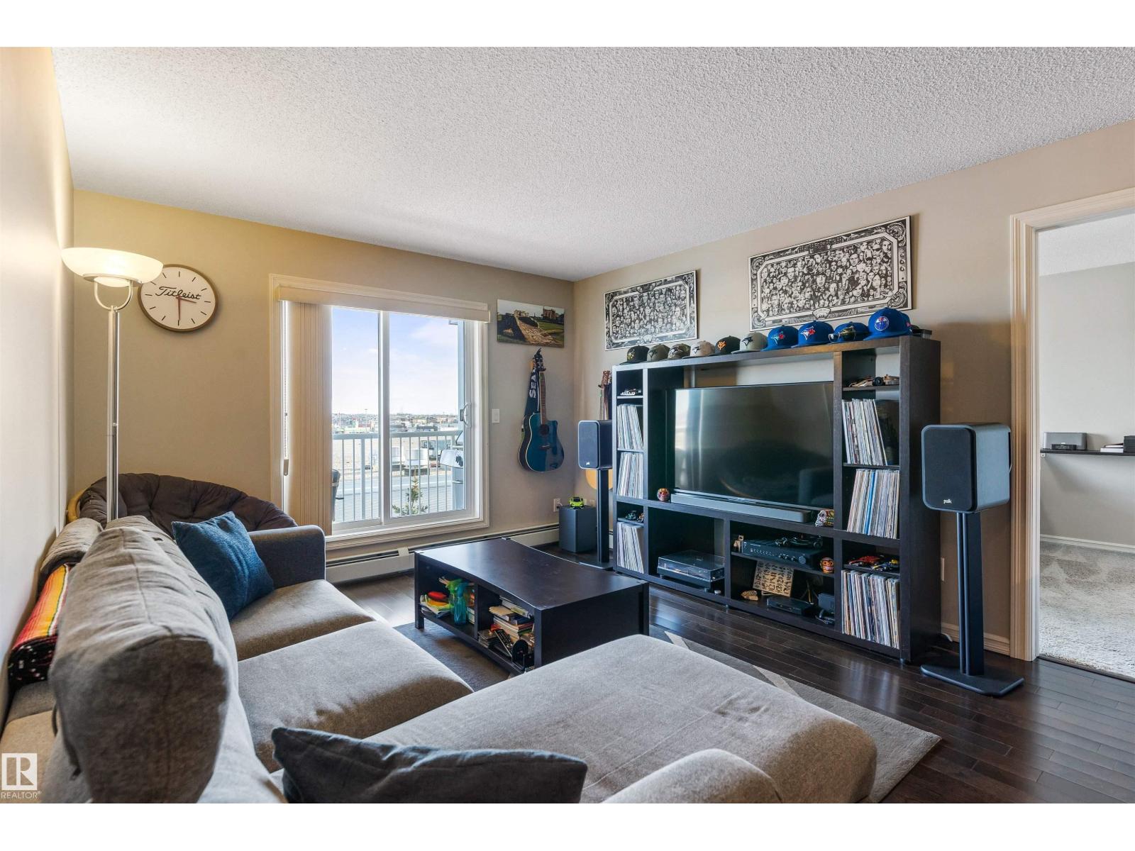 #403 2204 44 AV NW, Edmonton