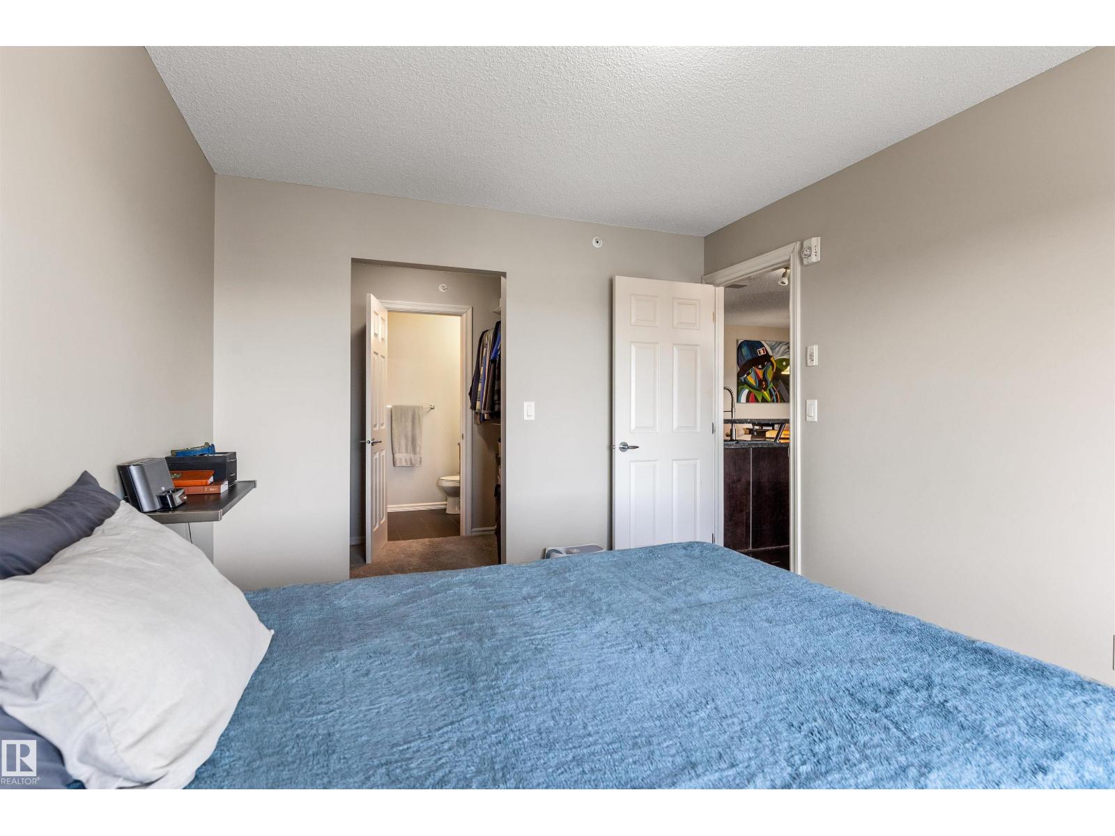 #403 2204 44 AV NW, Edmonton