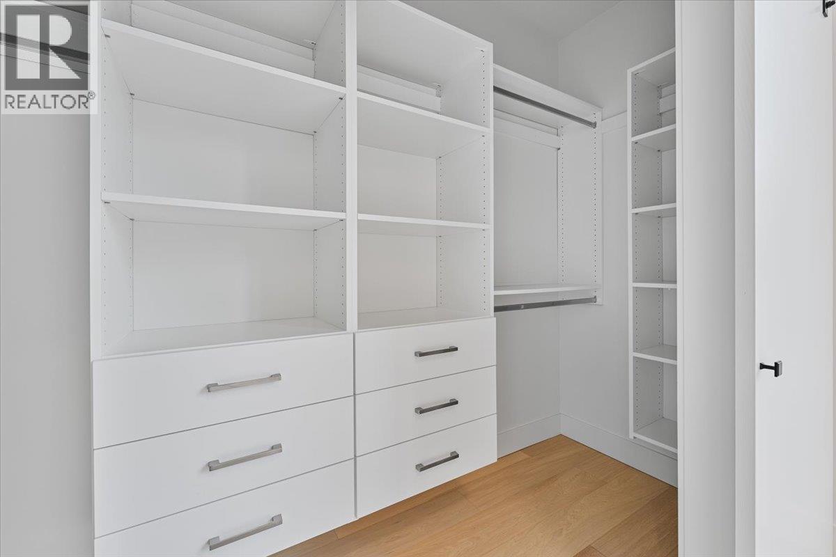 102 1518 HATTON AVENUE, Burnaby