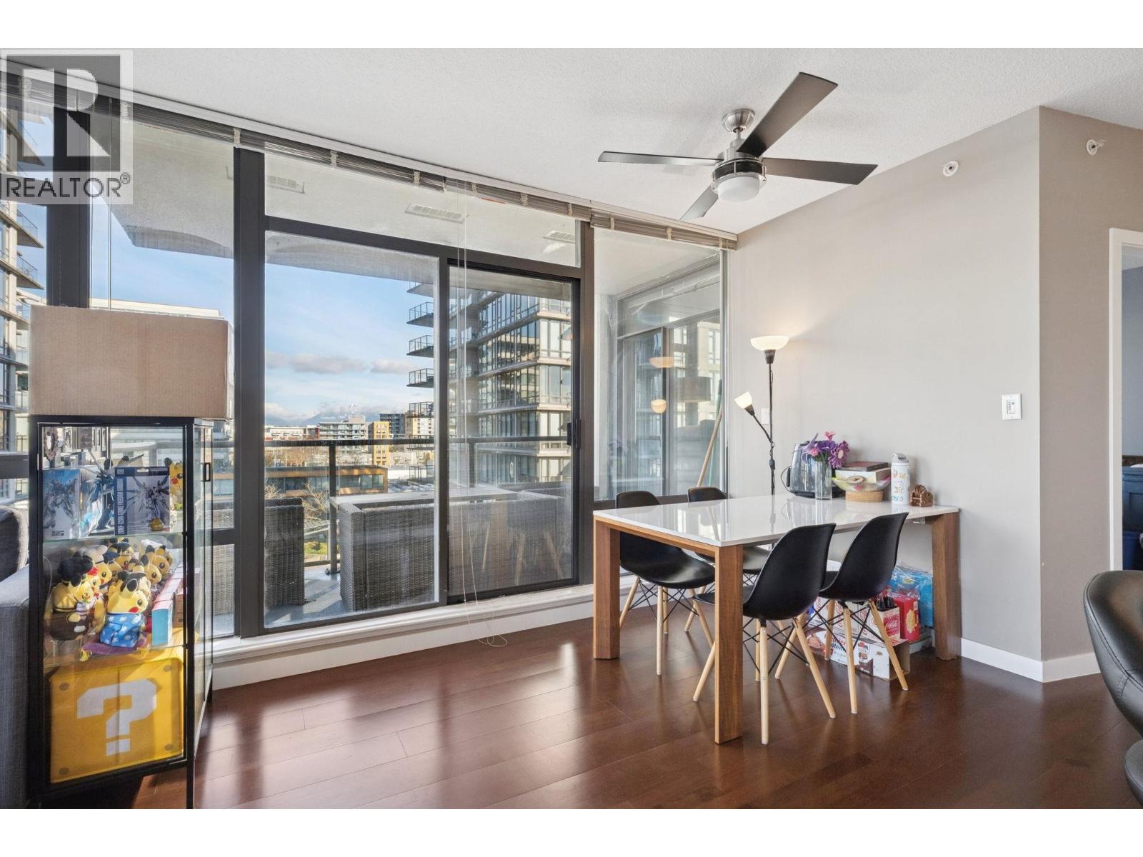 808 6888 ALDERBRIDGE WAY, Richmond