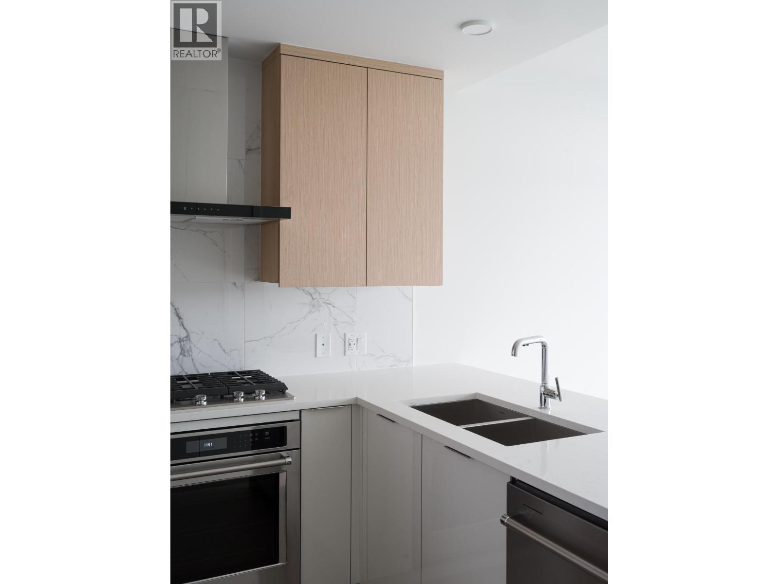 1304 699 WHITING WAY, Coquitlam