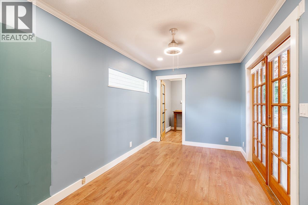 3084 PAISLEY ROAD, North Vancouver