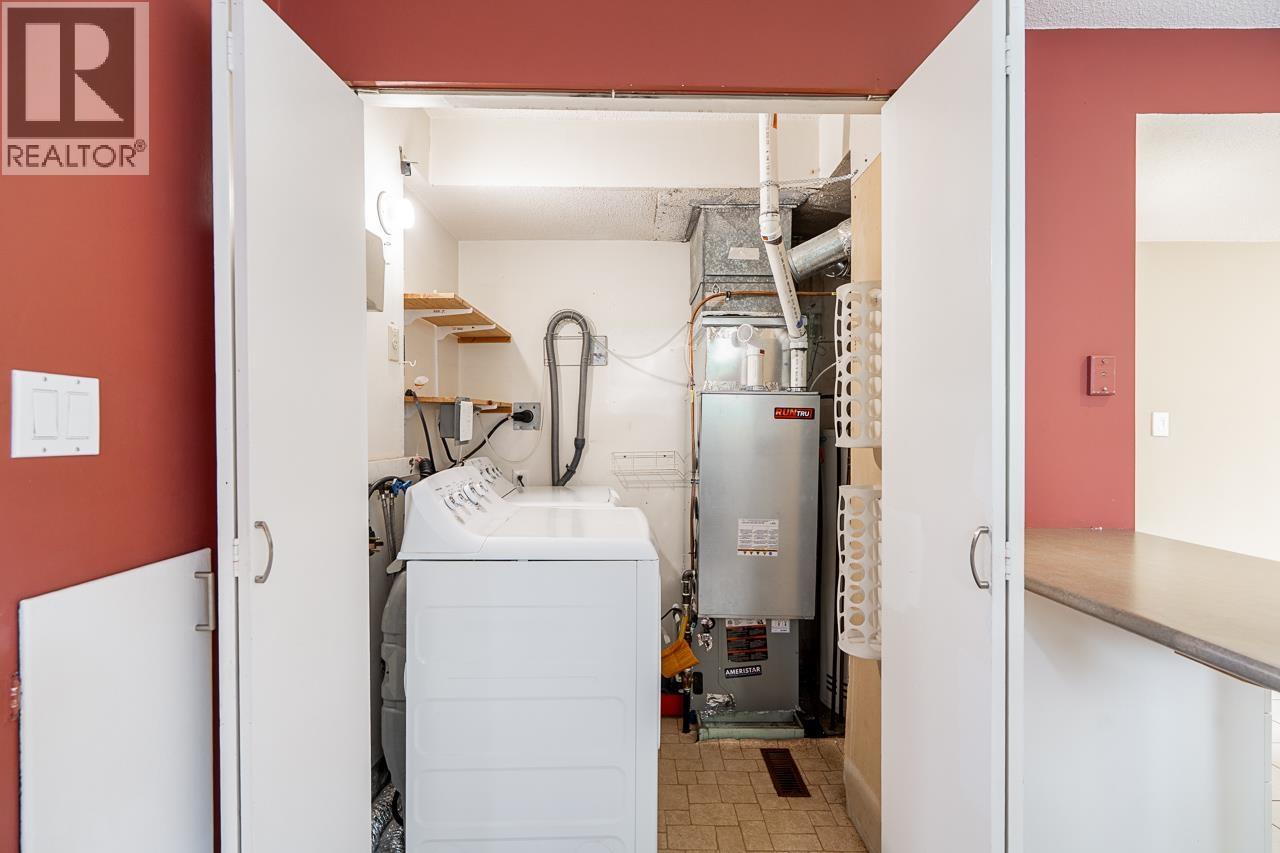 3084 PAISLEY ROAD, North Vancouver