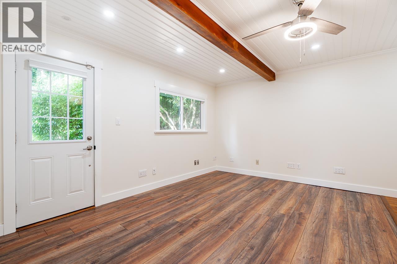 3084 PAISLEY ROAD, North Vancouver