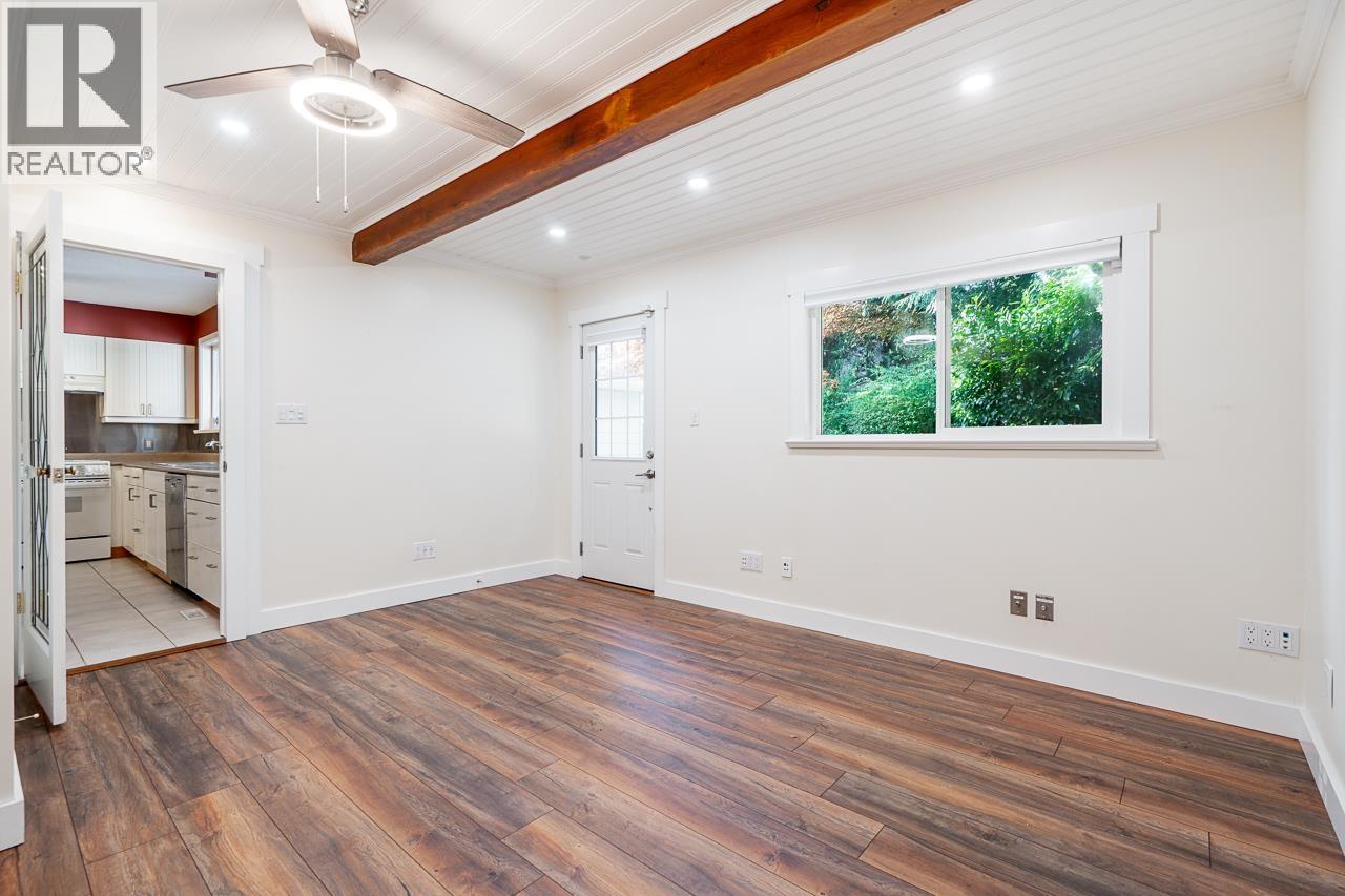 3084 PAISLEY ROAD, North Vancouver