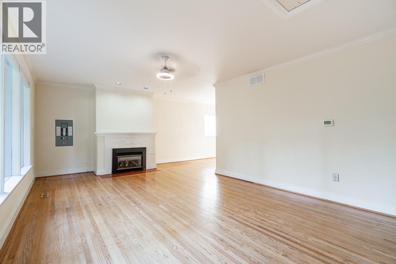 3084 PAISLEY ROAD, North Vancouver