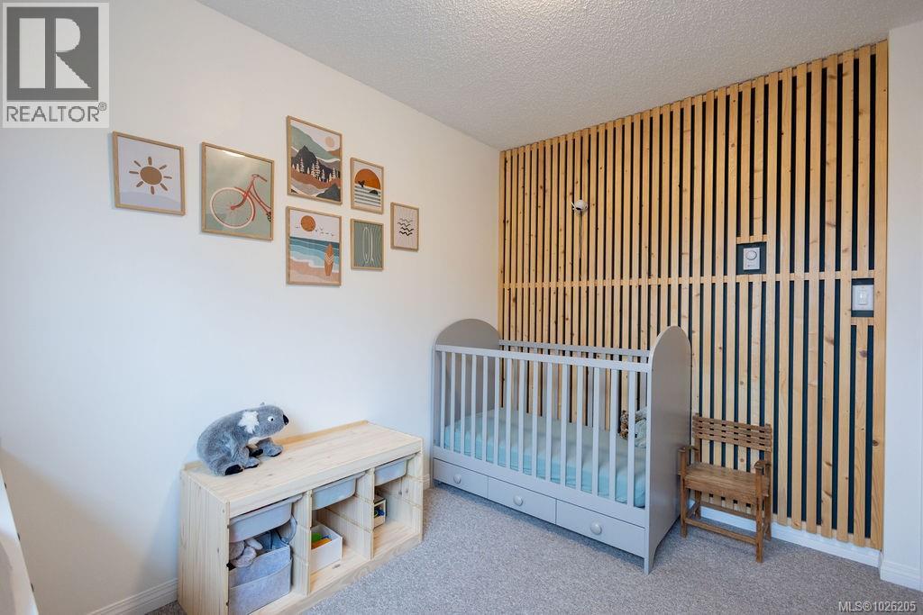 112 3048 Washington Avenue, Victoria