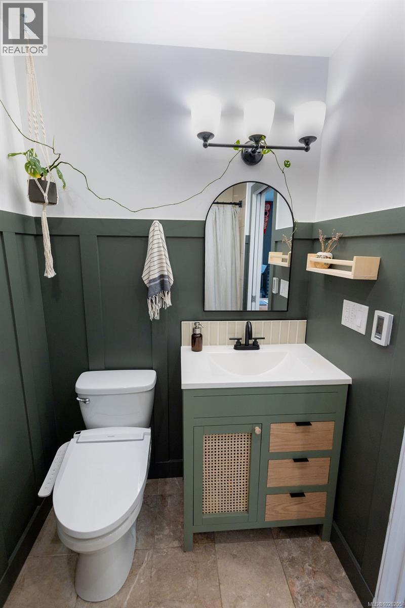 112 3048 Washington Avenue, Victoria