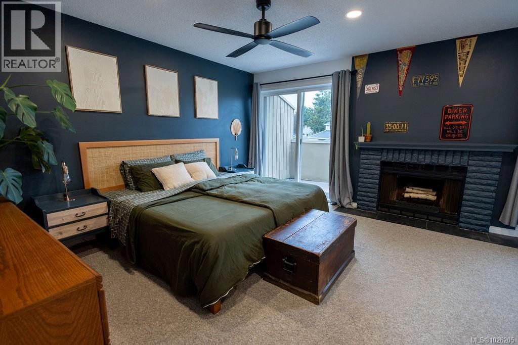 112 3048 Washington Avenue, Victoria