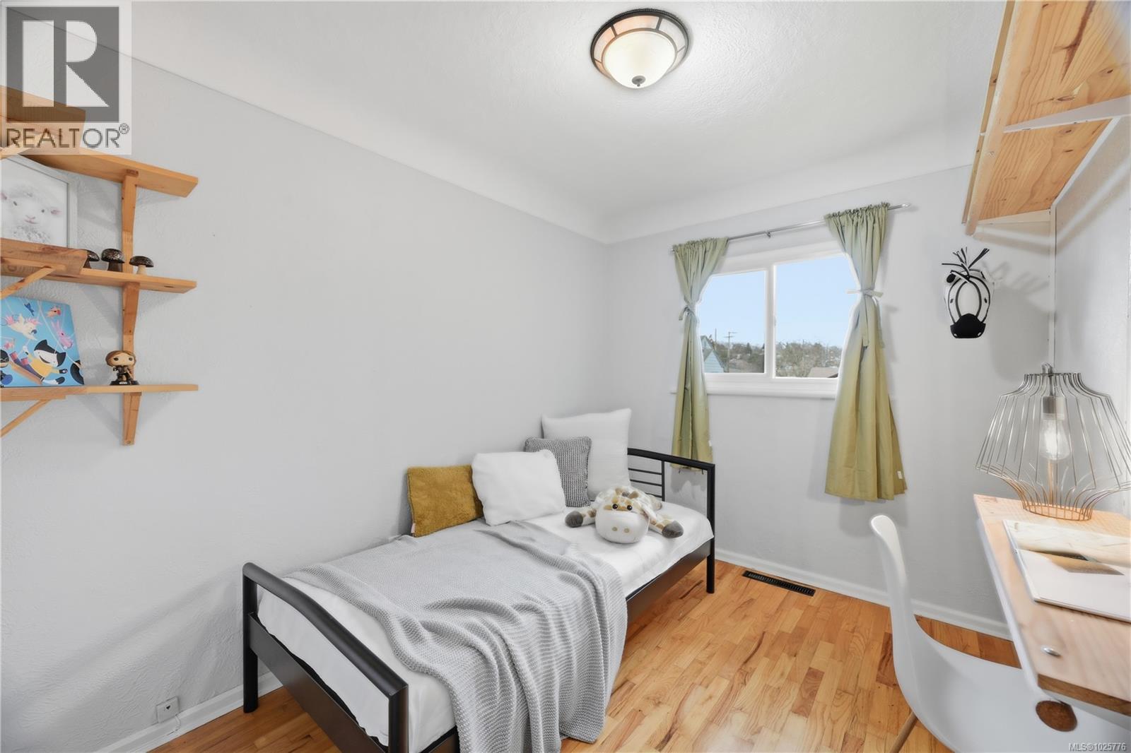 2535 Prior St, Victoria