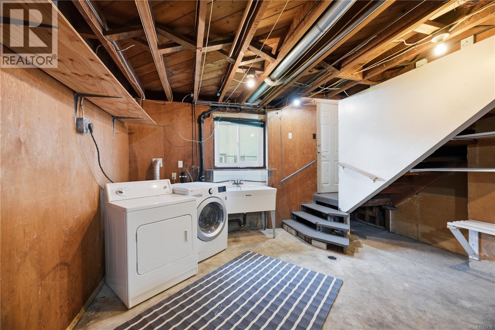 2535 Prior St, Victoria