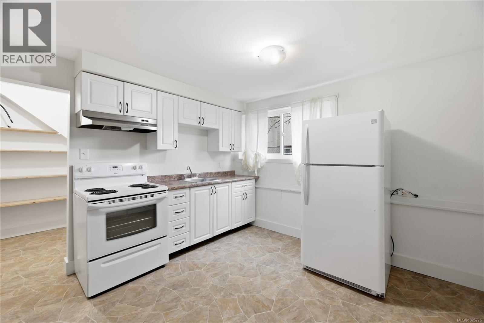 2535 Prior St, Victoria