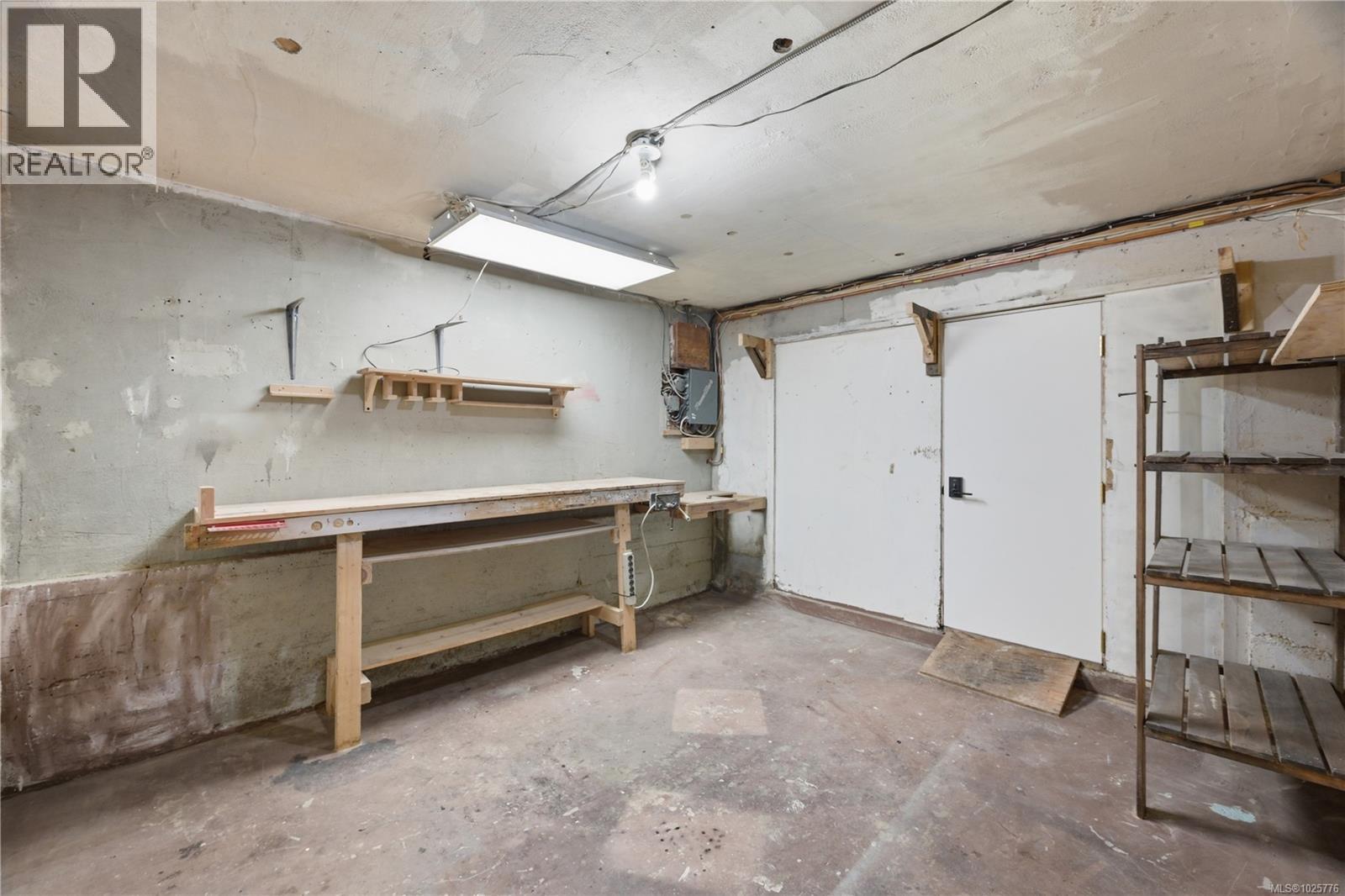 2535 Prior St, Victoria